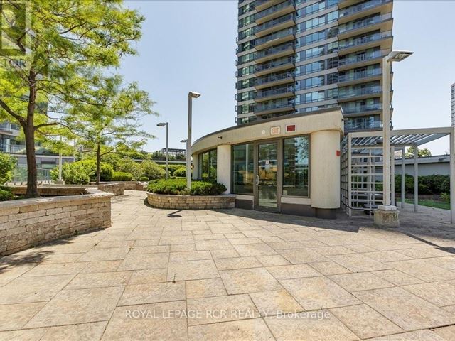 Beyond the Sea Star Tower - 1102 2230 Lake Shore Boulevard West - photo 1