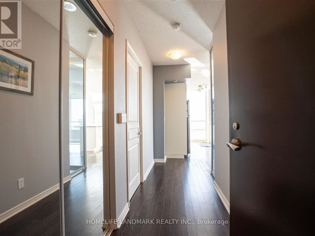 Beyond The Sea - South Tower - 3202 2240 Lake Shore Boulevard West - photo 2