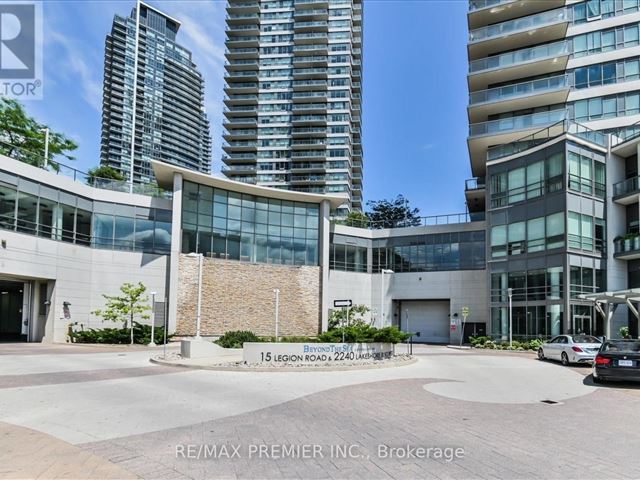 Beyond The Sea - South Tower - 405 2240 Lake Shore Boulevard West - photo 3