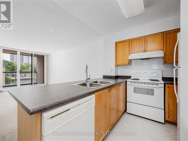 The Rio III - 507 225 Merton Street - photo 2