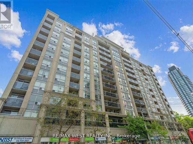 The Star of Downtown - 511 225 Wellesley Street East - photo 1