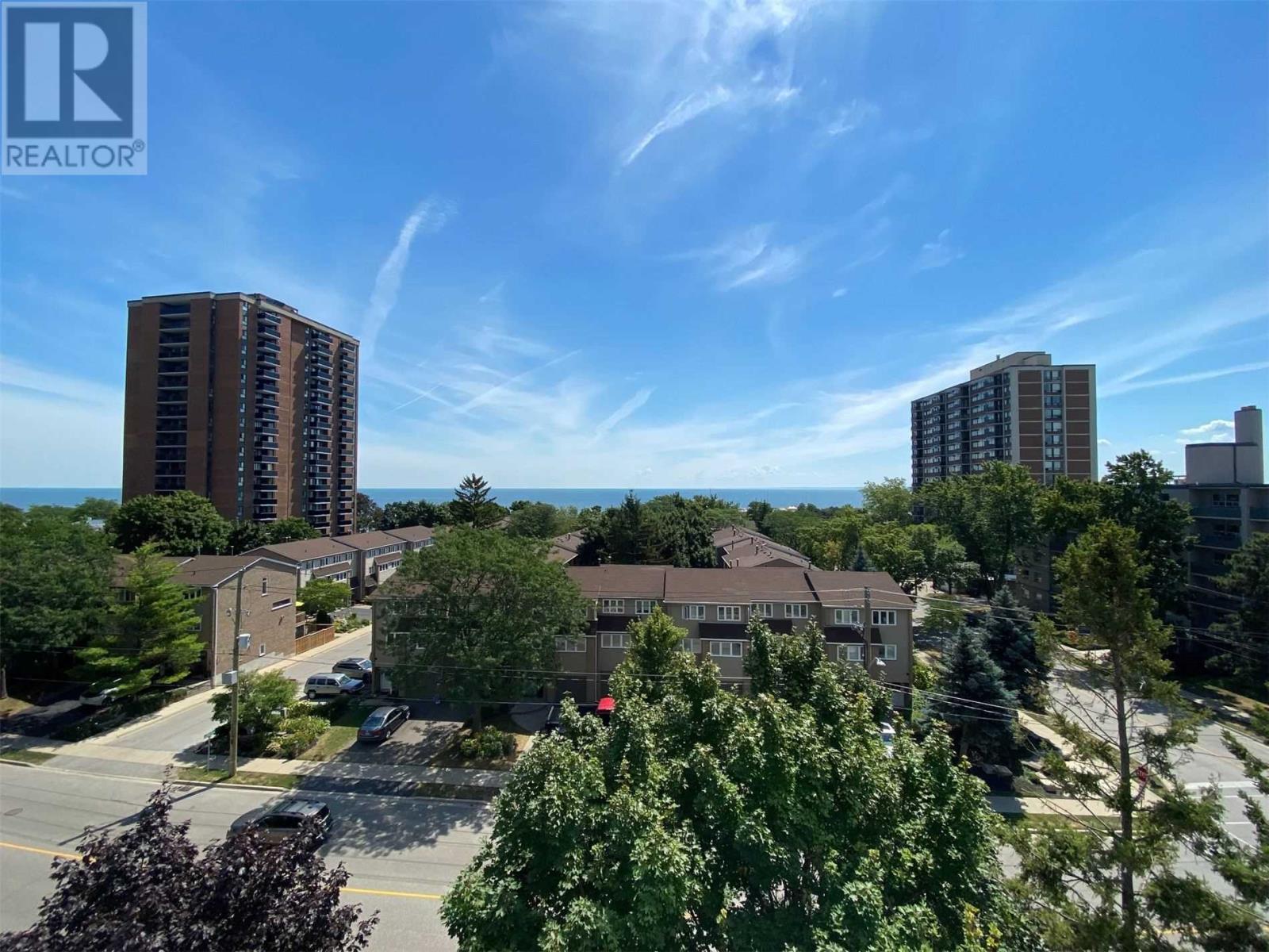 2263 Marine Drive, Unit 607, Oakville — For sale @ $624,900 | CondoDork.com