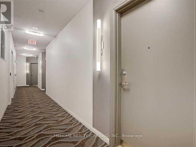 The Riviera - 1710 228 Queens Quay West - photo 3