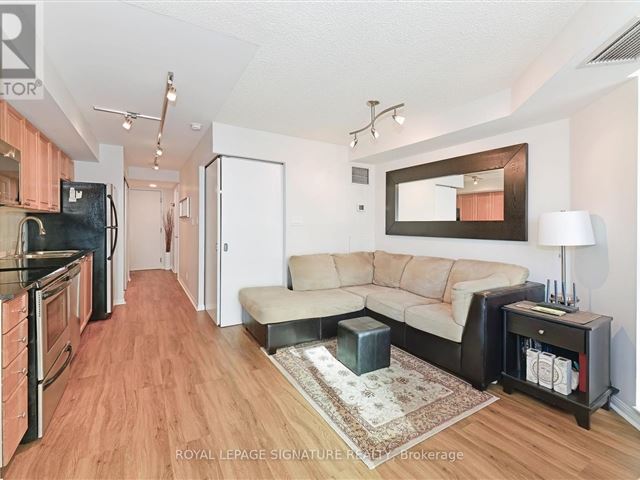 The Riviera - 303 228 Queens Quay West - photo 2