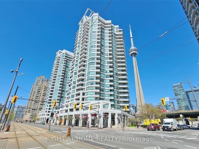 The Riviera - 209 228 Queens Quay West - photo 2