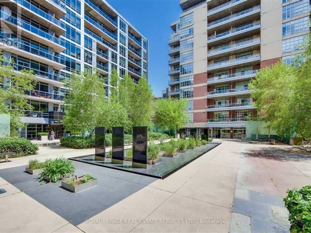 Quad Lofts - 409 23 Brant Street - photo 1