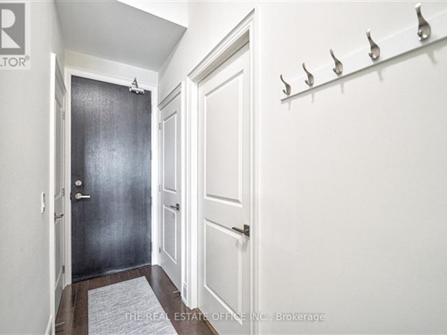 Allure - 916 23 Glebe Road West - photo 2