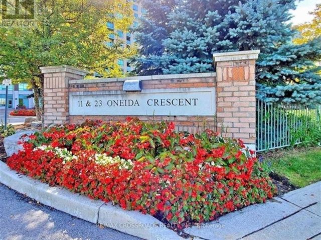 The Gates of Bayview Glen VI - 705 23 Oneida Crescent - photo 2