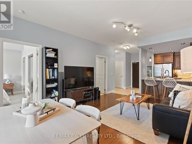 Bayview Manor Condo - 411 15 Rean Drive - photo 1