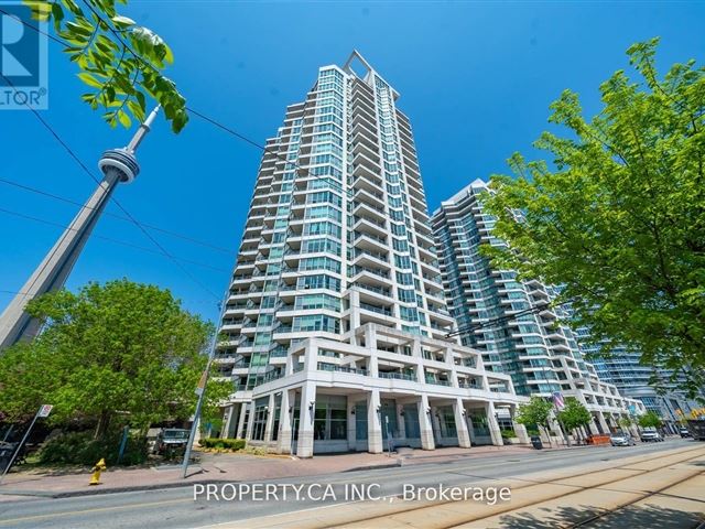 The Riviera - 1815 228 Queens Quay West - photo 1