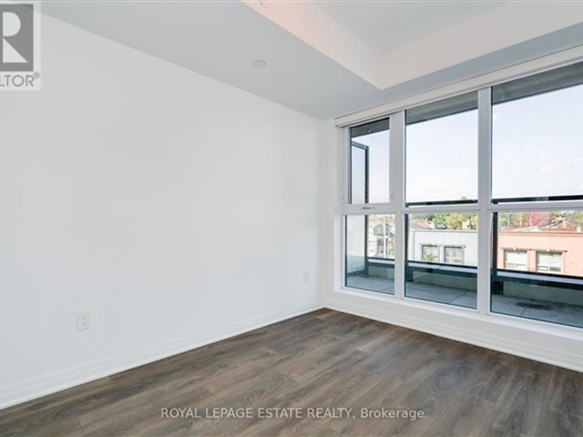 Canvas Condos - 304 2301 Danforth Avenue - photo 3