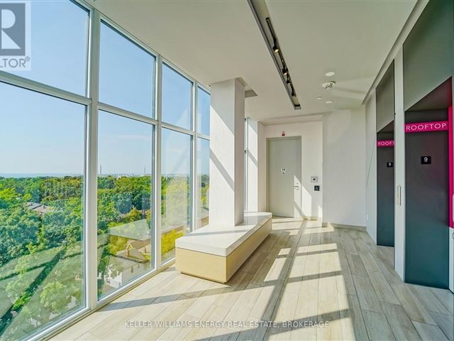 Canvas Condos - 523 2301 Danforth Avenue - photo 3