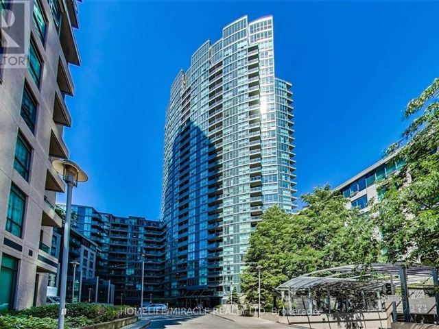 Atlantis at Waterpark City - 402 231 Fort York Boulevard - photo 1