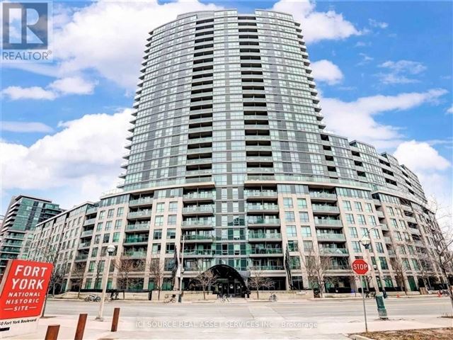 Atlantis at Waterpark City - 704 231 Fort York Boulevard - photo 1