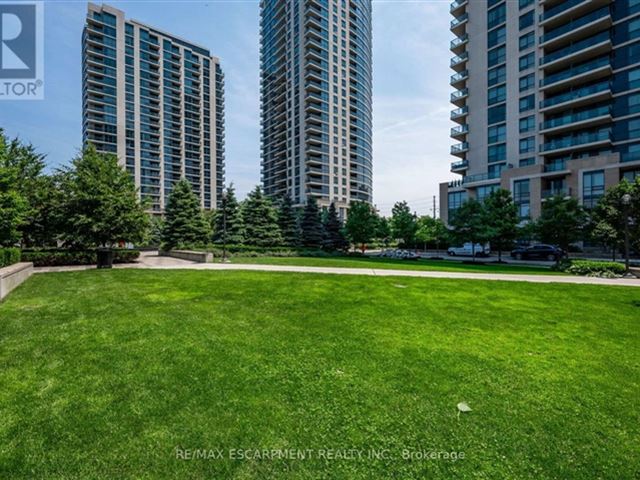 One Sherway 1 - 709 235 Sherway Gardens Road - photo 3