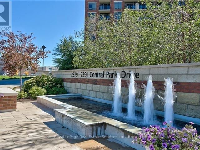 The Courtyard Residences - 1110 111 Georgian Drive - photo 2