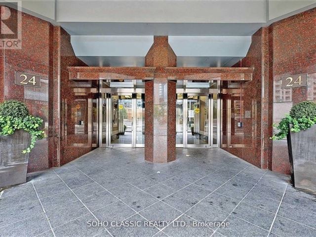 The Century Plaza - 1406 24 Wellesley Street West - photo 2