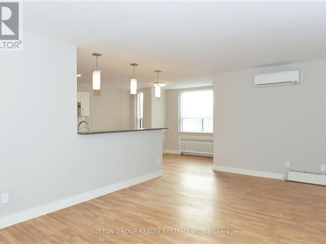 2400 Bathurst - 404 2400 Bathurst Street - photo 3