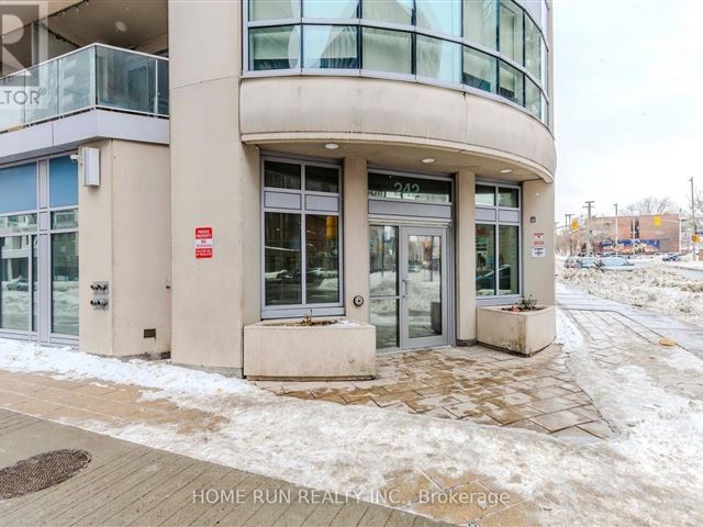 Claridge Plaza Phase 3 - 1406 242 Rideau Street - photo 3