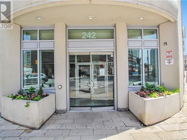 Claridge Plaza Phase 3 - 506 242 Rideau Street - photo 3