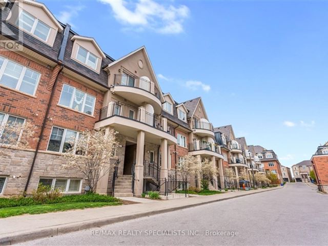 2420 Baronwood Dr Condos -  2420 Baronwood Drive - photo 2