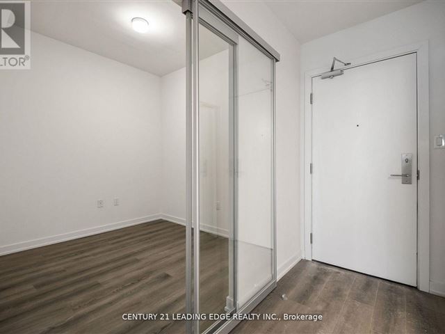 8 Haus Boutique Condos - 503 2433 Dufferin Street - photo 2