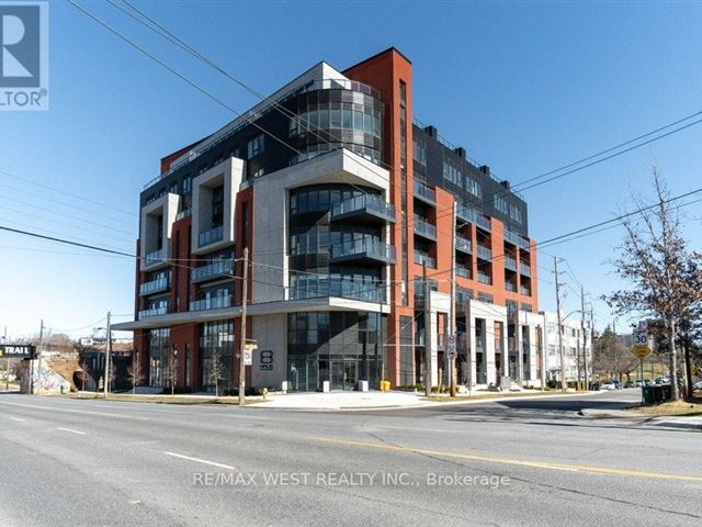 8 Haus Boutique Condos - 110 2433 Dufferin Street - photo 1