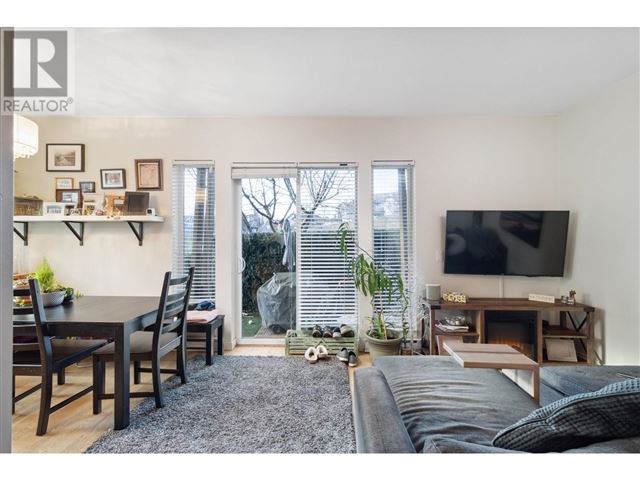 Duo - 104 245 Brookes Street - photo 2