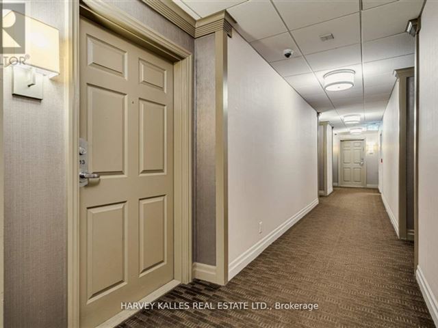 The Parkside - 113 245 Davisville Avenue - photo 2