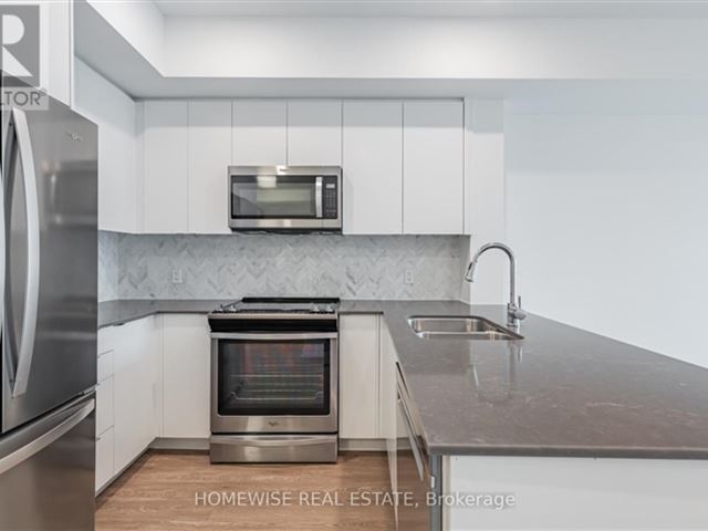 The Huron - 313 2475 Hurontario Street - photo 3