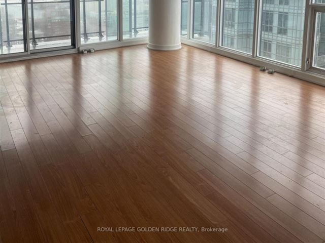 Luna | Luna Vista at CityPlace - 2609 25 Capreol Court - photo 3