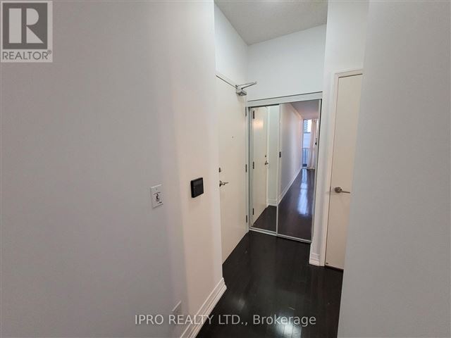 Encore Condos - 2101 25 Carlton Street - photo 3