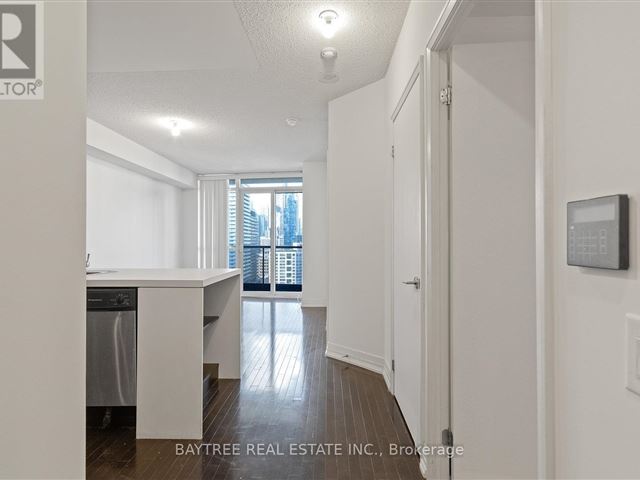 Encore Condos - 2308 25 Carlton Street - photo 2