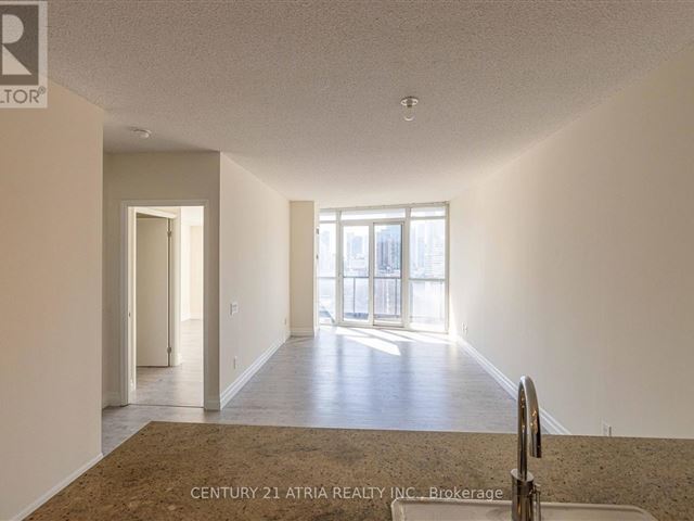 Encore Condos - 2503 25 Carlton Street - photo 3