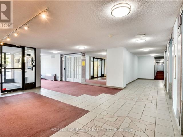 25 Kensington Condos - 410 25 Kensington Road - photo 3