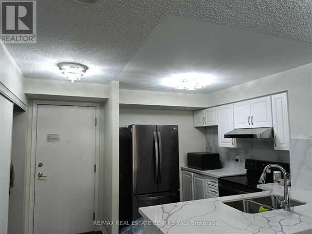 Skymark West 2 - 1127 25 Kingsbridge Garden Circle - photo 3