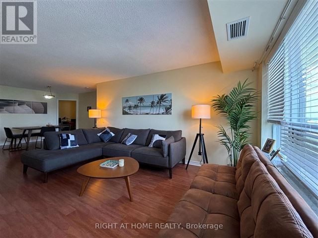 Skymark West 2 - 1526 25 Kingsbridge Garden Circle - photo 1