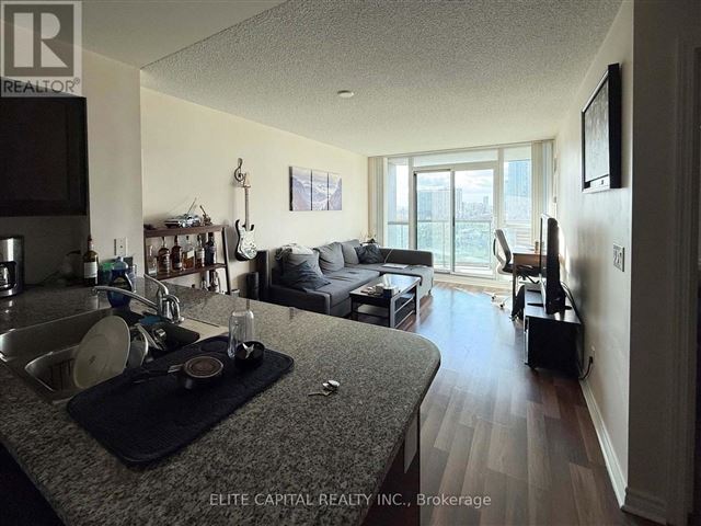 Infinity IV The Final Phase - 1212 25 Lower Simcoe Street - photo 2