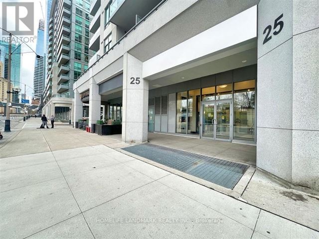 Infinity IV The Final Phase - 1219 25 Lower Simcoe Street - photo 2