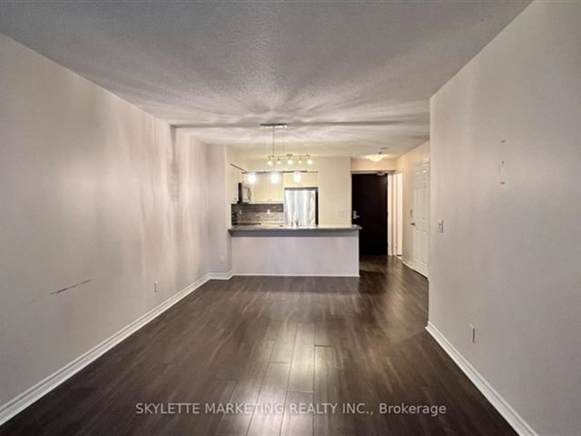 Infinity IV The Final Phase - 1221 25 Lower Simcoe Street - photo 2