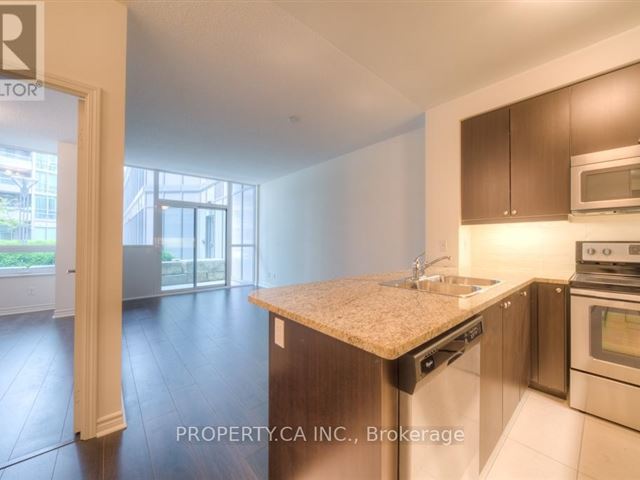 Infinity IV The Final Phase - 205 25 Lower Simcoe Street - photo 2