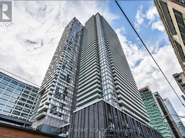 Yonge + Rich - 406 25 Richmond Street East - photo 1