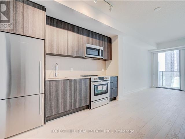 Yonge + Rich - 3107 25 Richmond Street East - photo 2