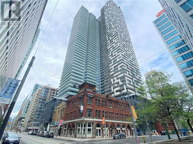 Yonge + Rich - 716 25 Richmond Street East - photo 1