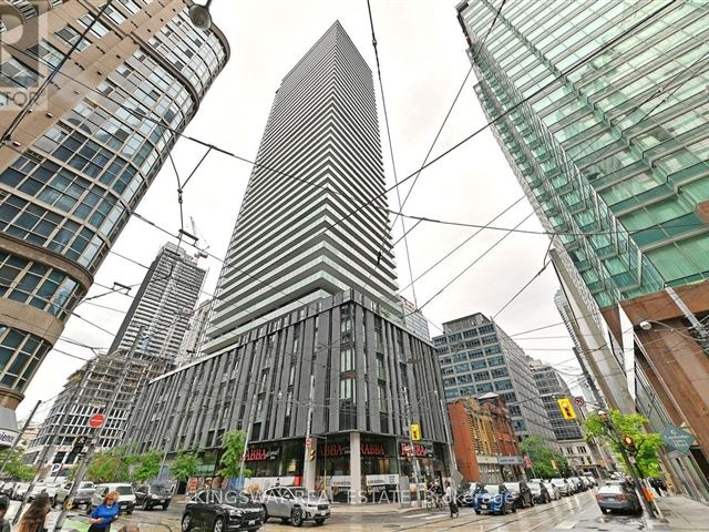 Yonge + Rich - 221 25 Richmond Street East - photo 1