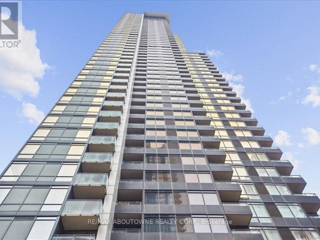 Montage - CityPlace - 1815 25 Telegram Mews - photo 3