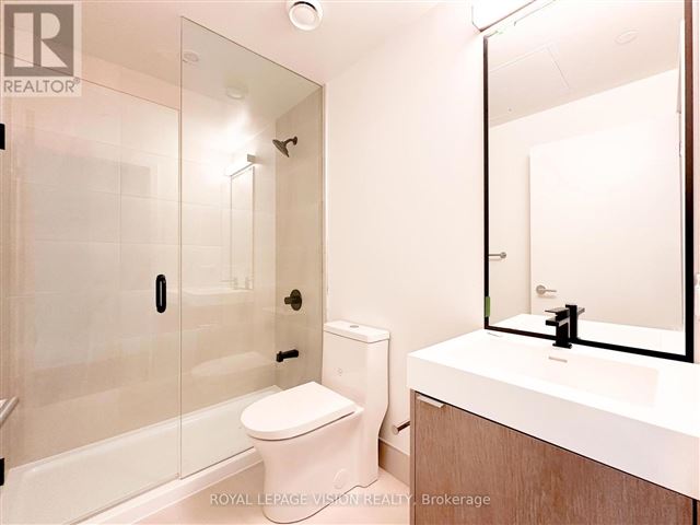250 Lawrence Condos - 105 250 Lawrence Avenue West - photo 3