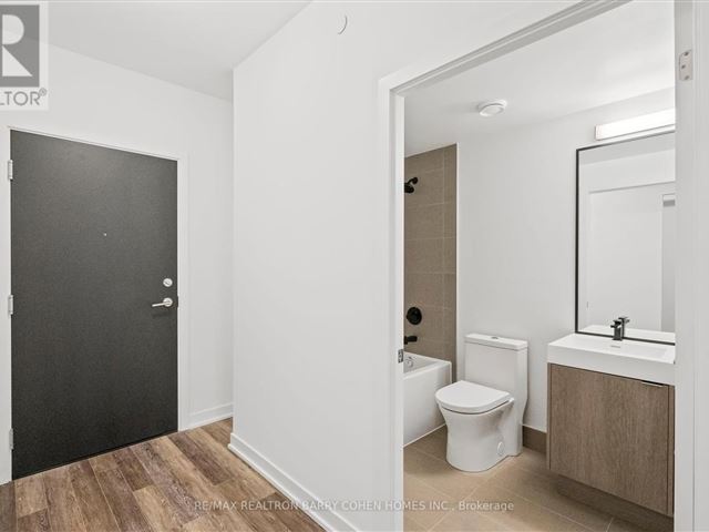 250 Lawrence Condos - 212 250 Lawrence Avenue West - photo 3