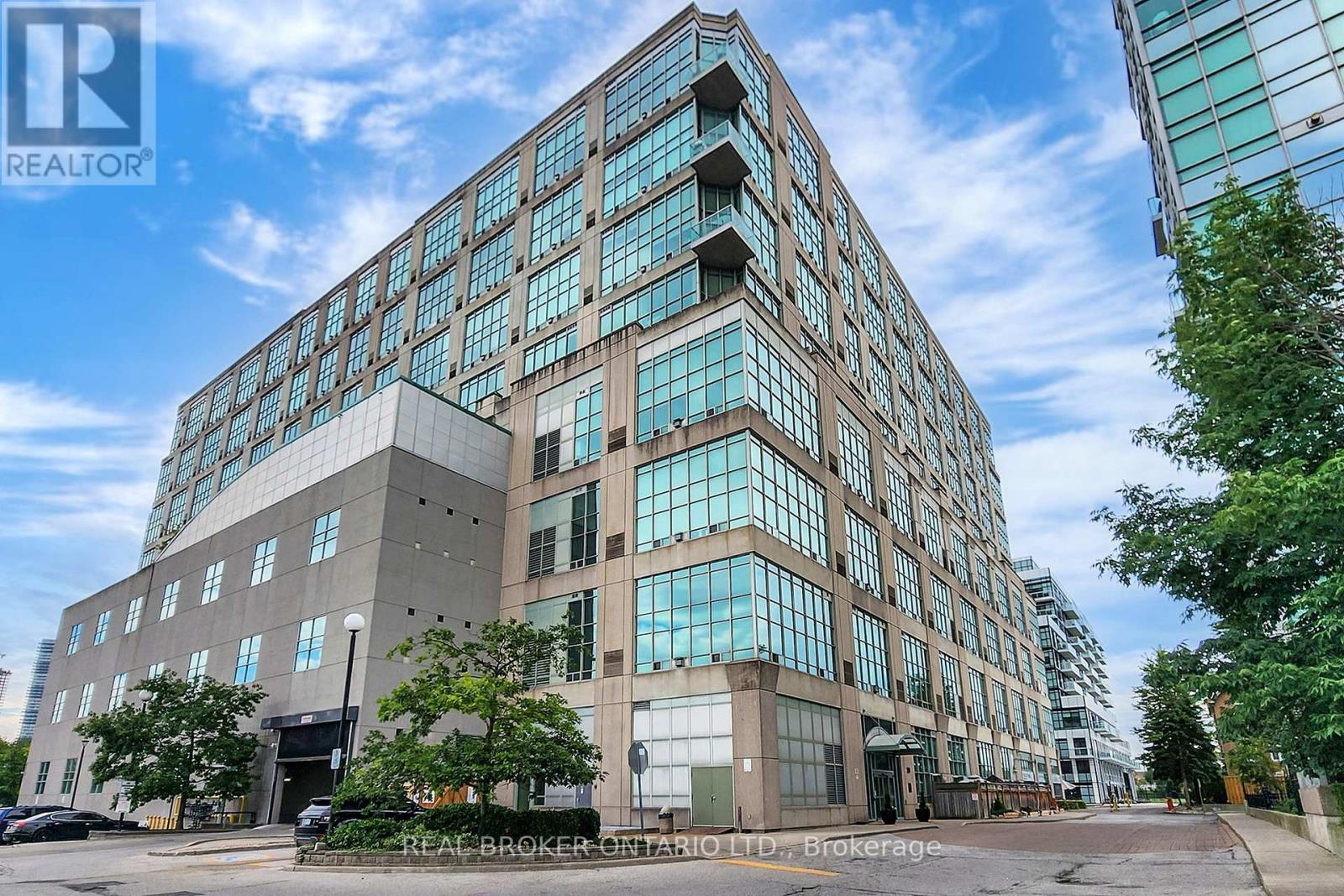 250 Manitoba Street, Unit 728, Toronto — For sale @ $1,029,000 ...