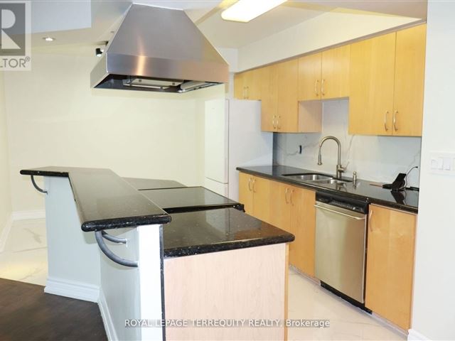 The Warehouse Lofts | Mystic Pointe - ph838 250 Manitoba Street - photo 3